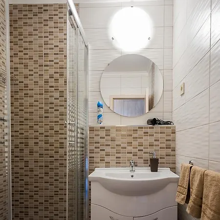 Milan Apartment *